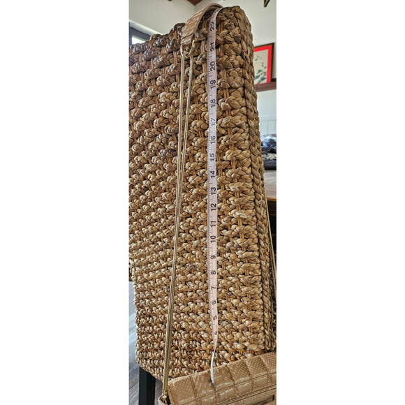 Herve Leger Womens Quilted Bag Tan Gold Snake Chain Strap Handbag Lamb Leather - Picture 16 of 16